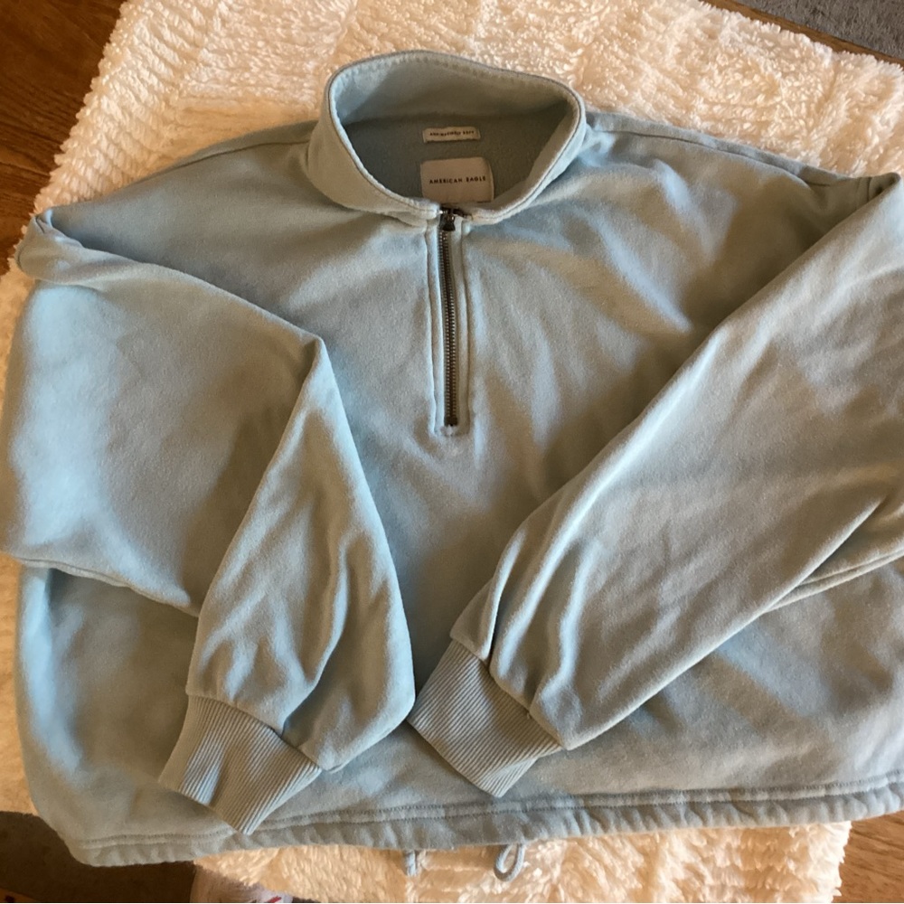 Women’s American Eagle Super Soft cropped zip Sweatshirt